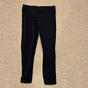 EUC Lululemon Athletica Black Leggings size 8